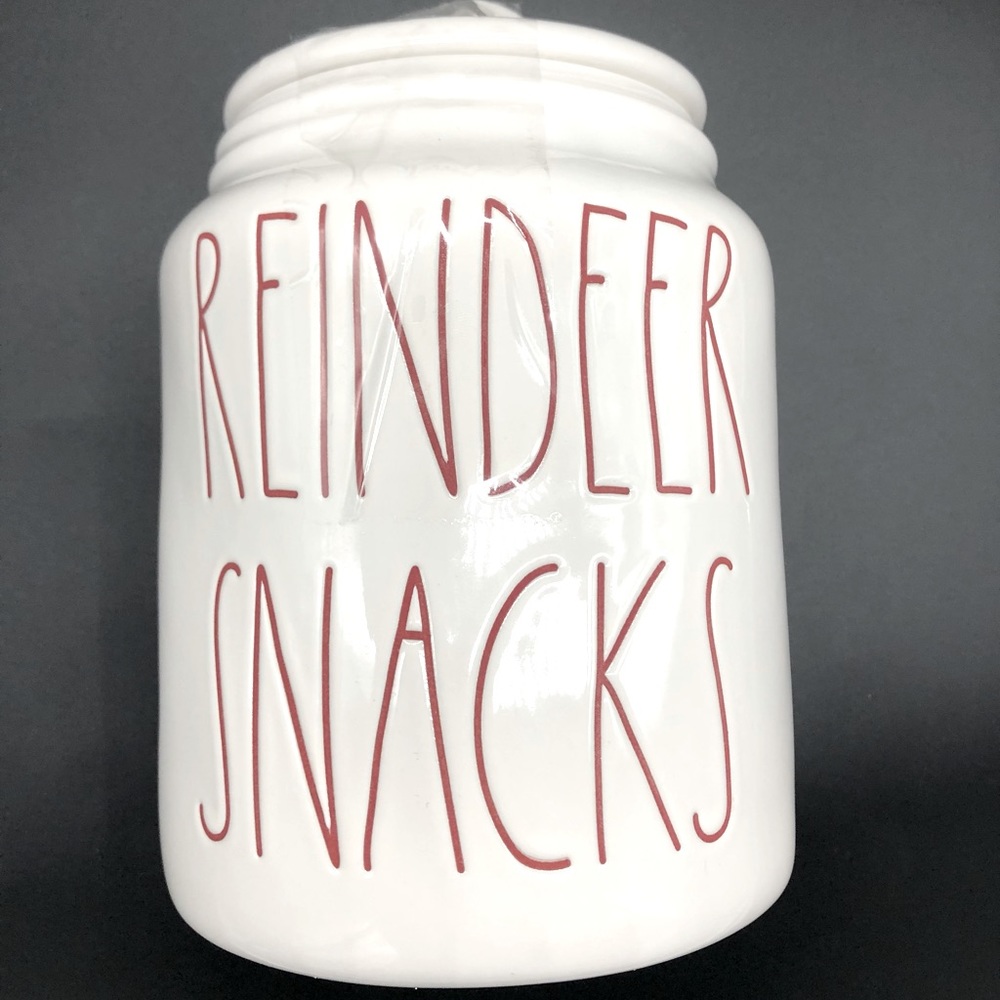 🌸NWT Reindeer Snack Canister - Rae Dunn LL🌸